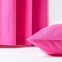 Homescapes Cotton Plain Cerise Rectangular Cushion Cover, 30 X 50 Cm - thumbnail 5