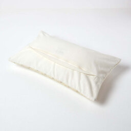 Homescapes Cream Crushed Velvet Rectangular Cushion Cover, 30 X 50 Cm - thumbnail 3