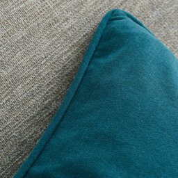 Catherine Lansfield Wilson Velvet 45X45Cm Cushion Green - thumbnail 2