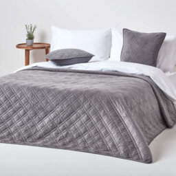 Homescapes Luxury Dark Grey Quilted Velvet Bedspread Geometric Pattern 'paragon Diamond' Throw, 200 X 200 Cm - thumbnail 1
