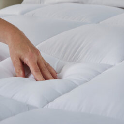 Double Mattress Topper With Skirt Hypoallergenic Bounce Back Fibre, 40Cm Fit, Machine Washable - thumbnail 2