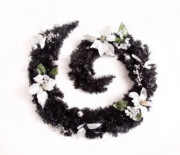 Best Artificial 6Ft Decorated Black & Silver Decorated Christmas Garland With Baubles Berries And Pinecones Suitable For Fireplace - thumbnail 1