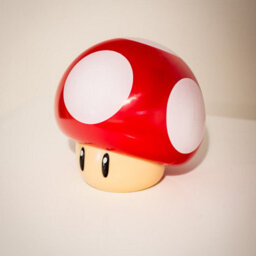 Super Mario Mushroom Battery Powered Desk Light - thumbnail 1