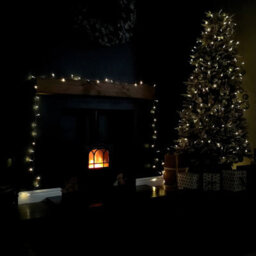 Samuel Alexander 20M Battery Operated Indoor Outdoor Christmas String Lights With 200 Leds In Warm White - thumbnail 2