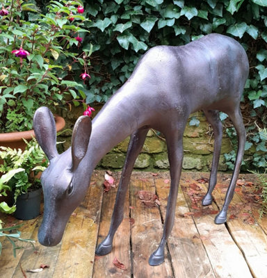 Inspirational Gifting Grazing Doe Garden Sculpture Aluminium Decoration Extra Large - image 1