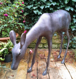 Inspirational Gifting Grazing Doe Garden Sculpture Aluminium Decoration Extra Large