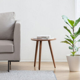 MH London Tora Triangle Solid Wood Side Table Living Room Wooden Side Table Bedside Walnut End Table - thumbnail 2
