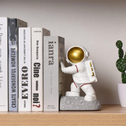 Maison Des Cadeaux Facing Astronaut Bookends Shelf Decor - thumbnail 3