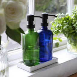 Harbour Housewares 500Ml Glass Soap Dispenser - Green Bathroom Kitchen Spa Refillable Hand Wash Or Lotion Bottle With Pump - thumbnail 5