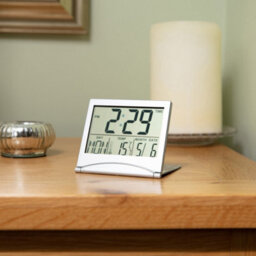 Desk Top Clock Silver Digital Lcd Temperature Alarm New Office Day Clock - thumbnail 4