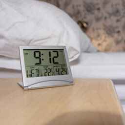 Desk Top Clock Silver Digital Lcd Temperature Alarm New Office Day Clock - thumbnail 6