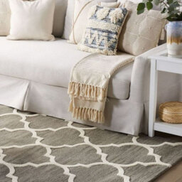 Wyld And Coco Hand-Tufted Grey Wool Rug 140 X 200 Cm Quatrefoil Trellis - thumbnail 2
