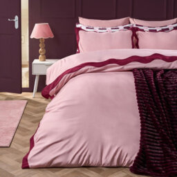 Ohs Wavy Edge Bedding Set Microfibre Duvet Cover With Pillowcase, Blush/burgundy - Double - thumbnail 1