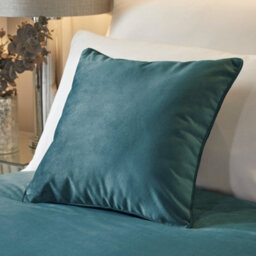 Laurence Llewelyn-Bowen Chic Luxury Soft Velvet Frame Stitched Warm And Cosy Bedspread - thumbnail 3