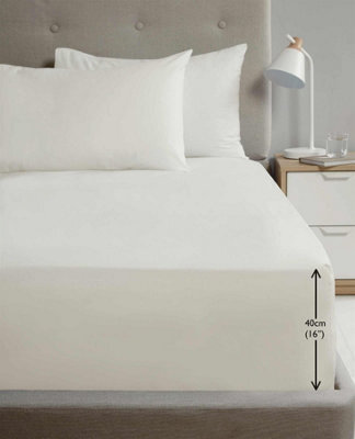 "Homespace Direct Ltd Luxury Super Soft Percale Plain 16"" Deep Fitted Sheet King Cream Fitted Sheet" - image 1