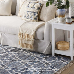Wyld And Coco Blueclover Handwoven Trellis-Quatrefoil Rug 140 X 200 Cm - Cotton-Denim Blend, Low Pile - thumbnail 2