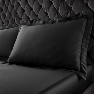 Catherine Lansfield Silky Soft Satin Oxford 50X75Cm + Border Pack Of 2 Pillow Cases With Envelope Closure Black - image 1