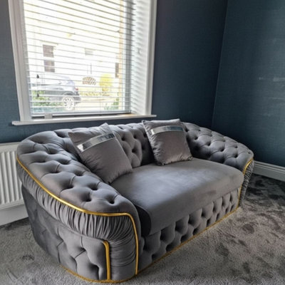Stratus Interiors Ambassador Sofa Chesterfield Toronto Gold Trim Plush Velvet - Frills