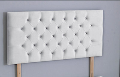 Comfy Deluxe 6Ft Superking 20Inch White Plush Chesterfield Headboard