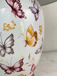 Downton Interiors Pink Butterfly Ceramic Table Lamp With Pleated Shade - thumbnail 6