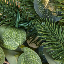 Christmas Tree World 50Cm Pre-Lit Decorated Pe Pine Wreath With White Berries - thumbnail 6