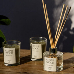 Marco Paul Scented Candles & Diffuser Gift Set - Cedar Wood - thumbnail 6