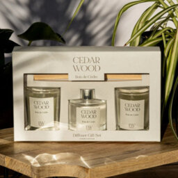 Marco Paul Scented Candles & Diffuser Gift Set - Cedar Wood - thumbnail 4
