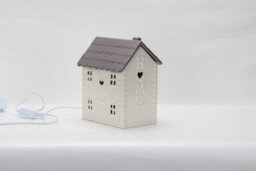 Brown Ceramic House Table Lamp Warm Ambient Lighting For Bedroom, Living Room & Hallway Décor - thumbnail 3