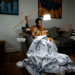 Daylight Anita Crafting Floor Lamp With Magnifier Phone Holder & 2600 Lux Led Lighting - thumbnail 8