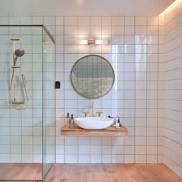 Happy Homewares Modern Brass Ip44 Rated Bathroom Wall Light Fitting With Tubular Glass Shades - thumbnail 7