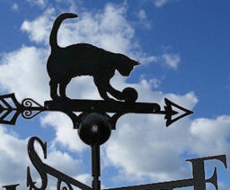Poppy Forge Cat And Ball Weathervane - Solid Steel - W61 X H88 Cm - Powder Coated Black