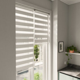 GoodHome Brize Corded Mottled White Day & Night Roller Blind (W)60Cm (L)180Cm - thumbnail 1
