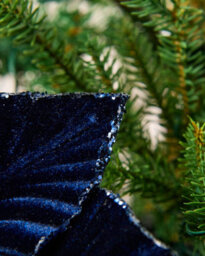 Werchristmas Navy Velvet Artificial Poinsettia Flower, 30 Cm - thumbnail 5