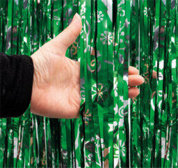 Netagon Shimmer Tinsel Curtain Reindeer Christmas Tree Design 3M X 1M Green - thumbnail 4