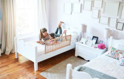 Safetots Extra Wide Extra Tall Wooden Bed Guard, Natural, 60Cm High X 140Cm Wide, Toddler Bedrail For Safety - thumbnail 5