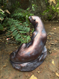Inspirational Gifting Large Otter Sculpture Garden Ornament Statue - thumbnail 4