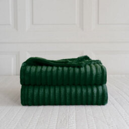 Homes & Linen Chunky Ribbed Cord Faux Fur Velvet Touch Sofa Bed Throwover Soft Touch Blanket Green  (200 X 240Cm) - thumbnail 2