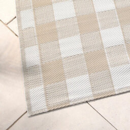 Dreams & Drapes Gingham Classic Check Print Uv Resistant Natural Outdoor Rug - thumbnail 2