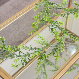Melody Maison Green Frosted Foliage Christmas Garland - 160Cm (1.6M / 62.9') - thumbnail 5