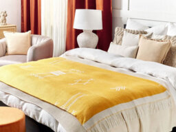 Beliani Blanket Jalkini 130 X 170 Cm Yellow - thumbnail 2