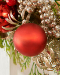 WeRChristmas Pre-Lit Decorated Mixed Tip Garland, Red And Gold, 9 Ft - thumbnail 5