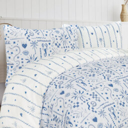 Smart Living Luxury Soft Reversible Holiday Postcard Duvet Cover & Pillowcases - thumbnail 2
