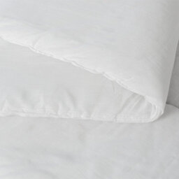 Summer Duvet 4.5 Tog + 2 Pillow Bundle Polycotton And Hollowfibre Filling - thumbnail 5