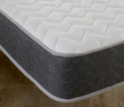 eXtreme Comfort Ltd Extreme Comfort Cooltouch+ Hybrid Memory Foam & Spring Mattress 3Ft Single