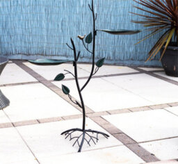 Netagon Outdoor Garden Free Standing Weatherproof Leaf Bird Bath & Feeder Ornament - thumbnail 3