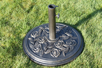Garden Market Place Resin Garden Parasol Base 9Kgs - Antique Bronze Colour - image 1