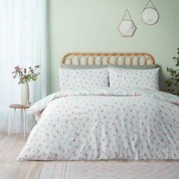 Catherine Lansfield Cameo Floral Reversible King Duvet Cover Set With Pillowcases Soft Green - thumbnail 2