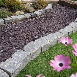 Charles Watson 40mm Plum Slate Chippings Decorative Garden Stone Large Approx. 20Kg Polybag - thumbnail 4