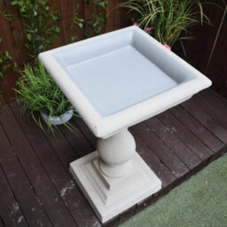 Classic Sandstone Birdbath With Square Top - thumbnail 4