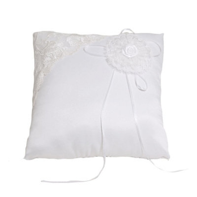 Groves Of Thames Ring Cushion With Lace Trim: 20 X 20Cm: White - image 1
